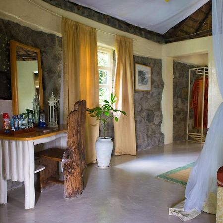 Mbweha Camp Lake Nakuru Elmenteita Exterior photo