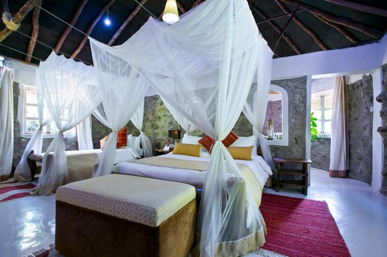 Mbweha Camp Lake Nakuru Elmenteita Exterior photo